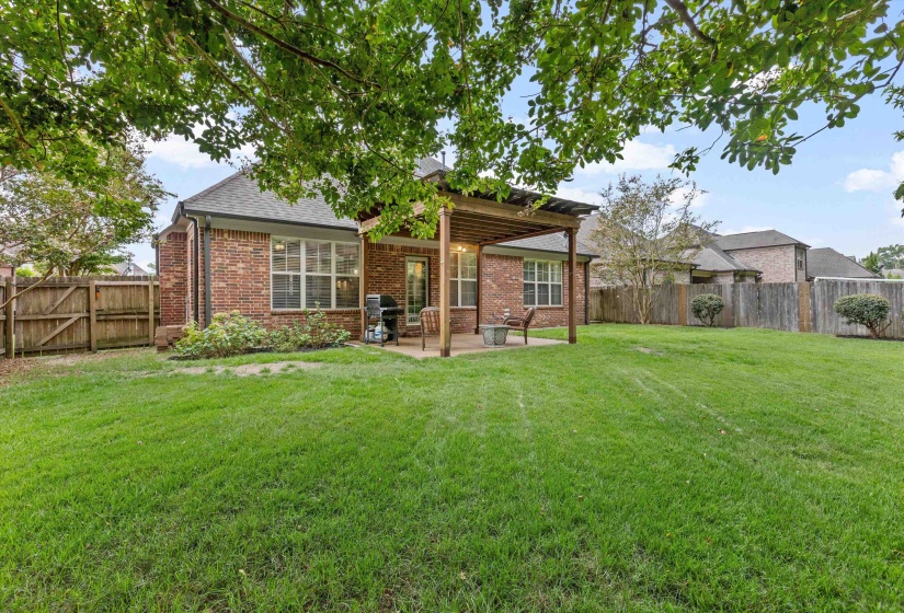 234 RED SEA DR, Collierville, Tennessee 38017, 3 Bedroom Bedrooms, 8 Room Rooms,2.1 BathroomBathrooms,Residential,For Sale,RED SEA,0,10228900