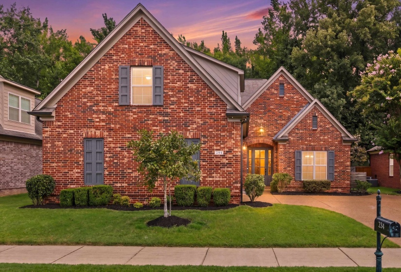 234 RED SEA DR, Collierville, Tennessee 38017, 3 Bedroom Bedrooms, 8 Room Rooms,2.1 BathroomBathrooms,Residential,For Sale,RED SEA,0,10228900