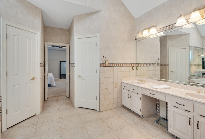 10284 EAGLETON NEST CV, Collierville, Tennessee 38017, 4 Bedroom Bedrooms, 10 Room Rooms,3.1 BathroomBathrooms,Residential,For Sale,EAGLETON NEST,0,10228905