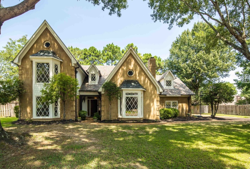 10284 EAGLETON NEST CV, Collierville, Tennessee 38017, 4 Bedroom Bedrooms, 10 Room Rooms,3.1 BathroomBathrooms,Residential,For Sale,EAGLETON NEST,0,10228905