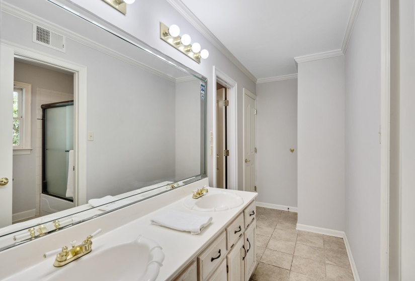 10284 EAGLETON NEST CV, Collierville, Tennessee 38017, 4 Bedroom Bedrooms, 10 Room Rooms,3.1 BathroomBathrooms,Residential,For Sale,EAGLETON NEST,0,10228905