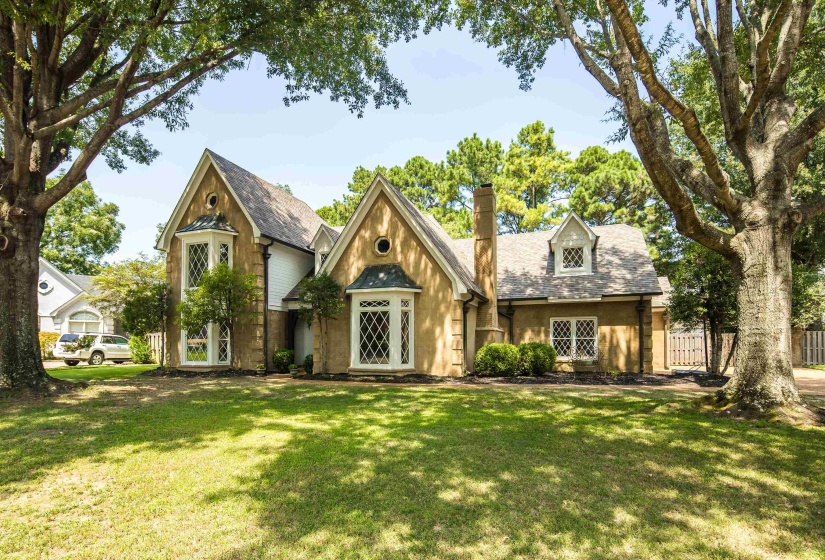 10284 EAGLETON NEST CV, Collierville, Tennessee 38017, 4 Bedroom Bedrooms, 10 Room Rooms,3.1 BathroomBathrooms,Residential,For Sale,EAGLETON NEST,0,10228905