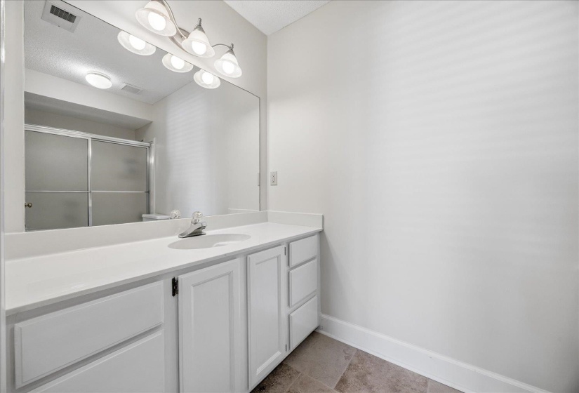 9421 PLANTATION WAY LN, Germantown, Tennessee 38139, 4 Bedroom Bedrooms, 9 Room Rooms,3.1 BathroomBathrooms,Residential,For Sale,PLANTATION WAY,0,10228908