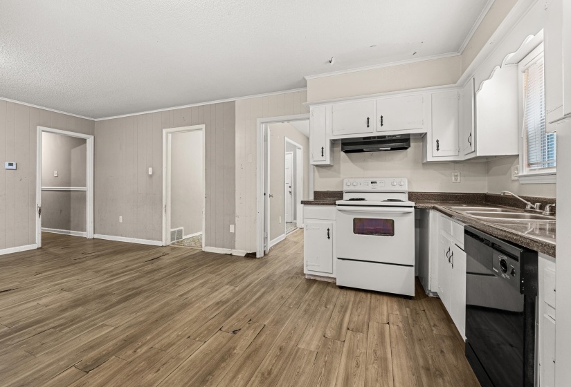 3468 MCKENZIE ST, Memphis, Tennessee 38118, 3 Bedroom Bedrooms, 8 Room Rooms,2 BathroomBathrooms,Residential,For Sale,MCKENZIE,0,10228909