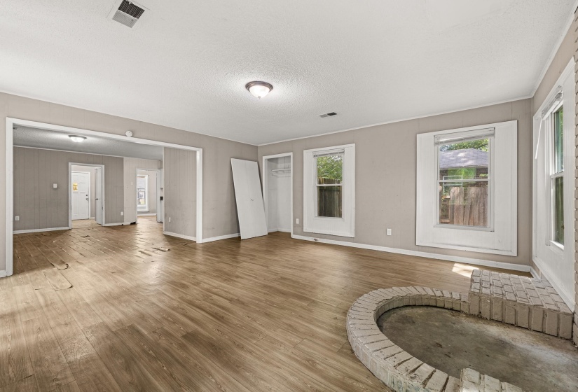 3468 MCKENZIE ST, Memphis, Tennessee 38118, 3 Bedroom Bedrooms, 8 Room Rooms,2 BathroomBathrooms,Residential,For Sale,MCKENZIE,0,10228909