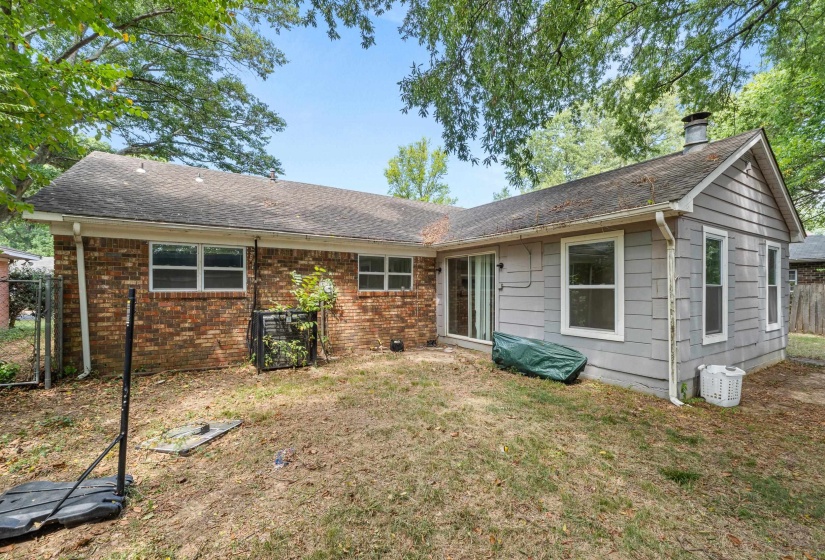 3468 MCKENZIE ST, Memphis, Tennessee 38118, 3 Bedroom Bedrooms, 8 Room Rooms,2 BathroomBathrooms,Residential,For Sale,MCKENZIE,0,10228909
