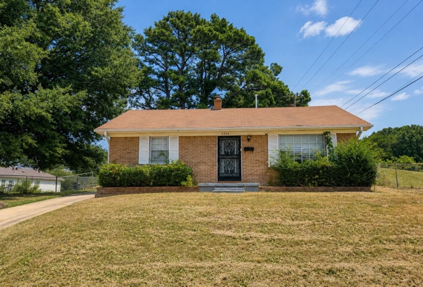 3206 SALTER RD, Memphis, Tennessee 38109, 3 Bedroom Bedrooms, 6 Room Rooms,2 BathroomBathrooms,Residential,For Sale,SALTER,0,10228914