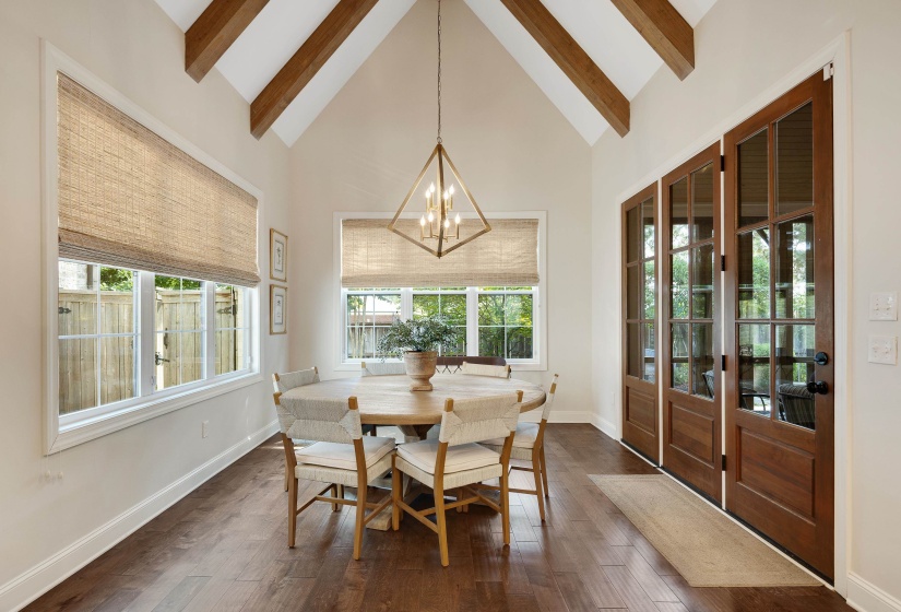 208 CHADWICK WOODS LN, Collierville, Tennessee 38017, 4 Bedroom Bedrooms, 10 Room Rooms,3.1 BathroomBathrooms,Residential,For Sale,CHADWICK WOODS,0,10228921