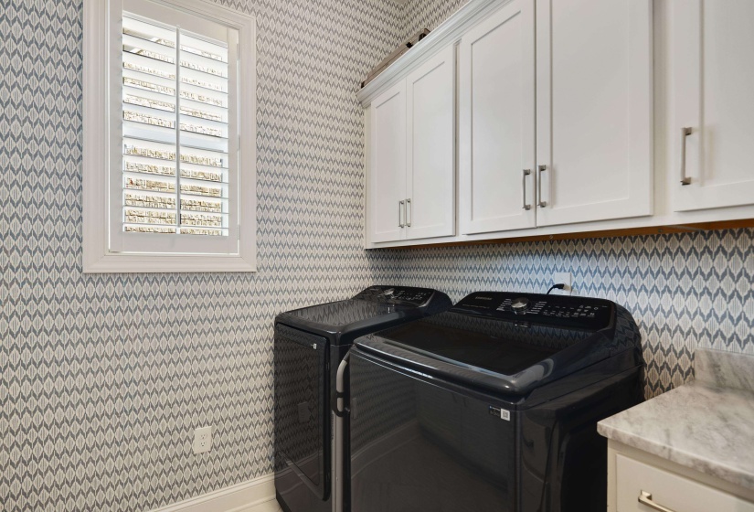 208 CHADWICK WOODS LN, Collierville, Tennessee 38017, 4 Bedroom Bedrooms, 10 Room Rooms,3.1 BathroomBathrooms,Residential,For Sale,CHADWICK WOODS,0,10228921