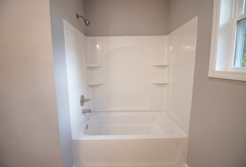 174 TUCKER AVE, Ripley, Tennessee 38063-1641, 3 Bedroom Bedrooms, 6 Room Rooms,2 BathroomBathrooms,Residential,For Sale,TUCKER,0,10228925