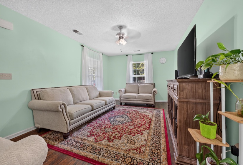 2513 BERRYHILL RD, Memphis, Tennessee 38016, 6 Bedroom Bedrooms, 10 Room Rooms,3.1 BathroomBathrooms,Residential,For Sale,BERRYHILL,0,10228926