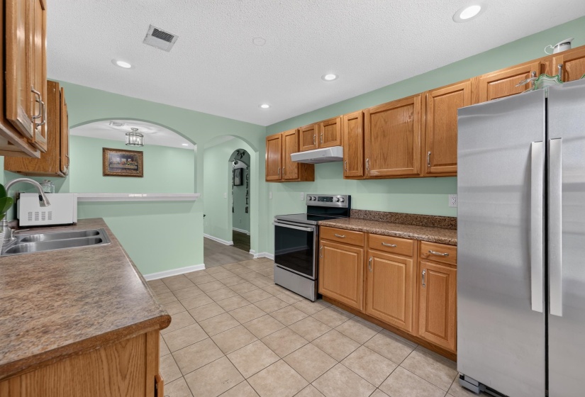 2513 BERRYHILL RD, Memphis, Tennessee 38016, 6 Bedroom Bedrooms, 10 Room Rooms,3.1 BathroomBathrooms,Residential,For Sale,BERRYHILL,0,10228926