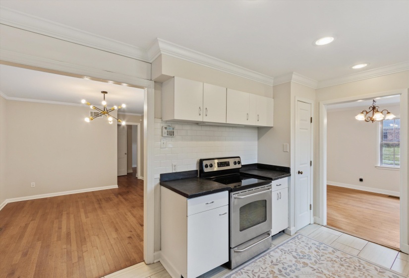 344 CHUCKWOOD RD, Memphis, Tennessee 38117, 3 Bedroom Bedrooms, 7 Room Rooms,2.1 BathroomBathrooms,Residential,For Sale,CHUCKWOOD,0,10228929