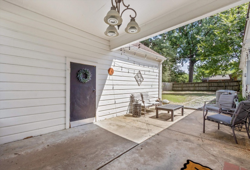 344 CHUCKWOOD RD, Memphis, Tennessee 38117, 3 Bedroom Bedrooms, 7 Room Rooms,2.1 BathroomBathrooms,Residential,For Sale,CHUCKWOOD,0,10228929