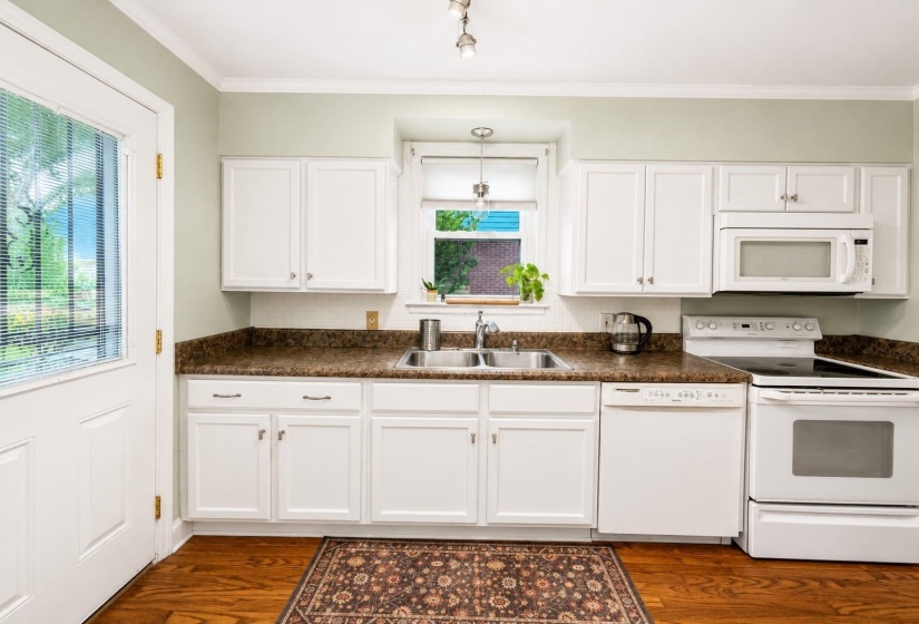 1125 MARCIA RD, Memphis, Tennessee 38117, 3 Bedroom Bedrooms, 6 Room Rooms,2 BathroomBathrooms,Residential,For Sale,MARCIA,0,10228931