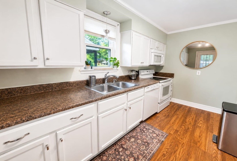 1125 MARCIA RD, Memphis, Tennessee 38117, 3 Bedroom Bedrooms, 6 Room Rooms,2 BathroomBathrooms,Residential,For Sale,MARCIA,0,10228931