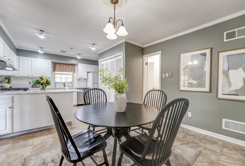 5341 TIMMONS AVE, Memphis, Tennessee 38119, 3 Bedroom Bedrooms, 8 Room Rooms,2 BathroomBathrooms,Residential,For Sale,TIMMONS,0,10228932
