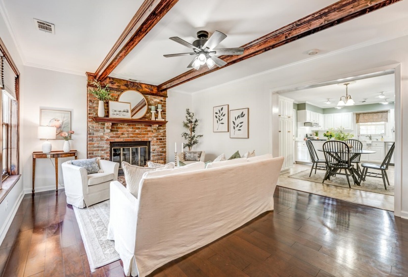 5341 TIMMONS AVE, Memphis, Tennessee 38119, 3 Bedroom Bedrooms, 8 Room Rooms,2 BathroomBathrooms,Residential,For Sale,TIMMONS,0,10228932
