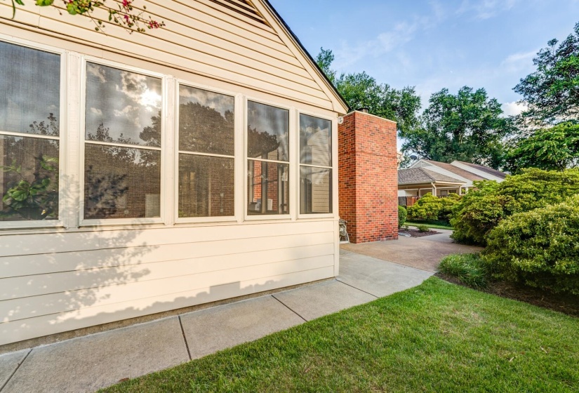 5341 TIMMONS AVE, Memphis, Tennessee 38119, 3 Bedroom Bedrooms, 8 Room Rooms,2 BathroomBathrooms,Residential,For Sale,TIMMONS,0,10228932