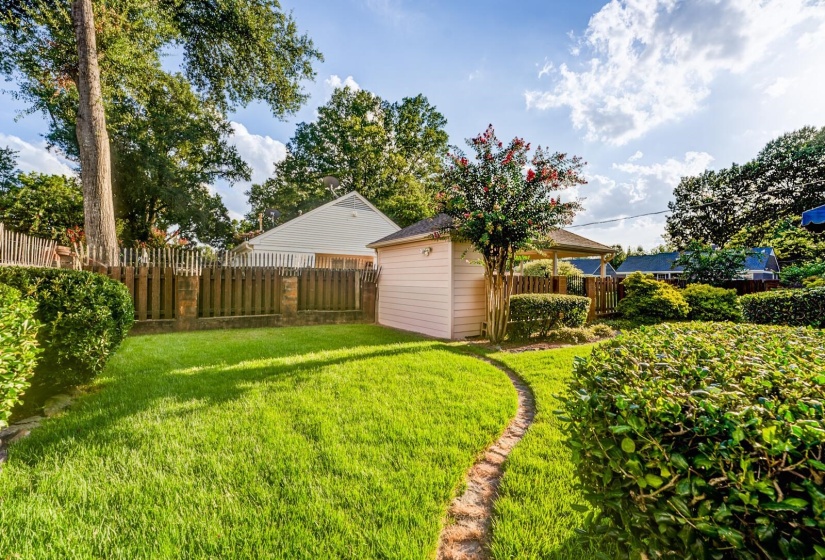 5341 TIMMONS AVE, Memphis, Tennessee 38119, 3 Bedroom Bedrooms, 8 Room Rooms,2 BathroomBathrooms,Residential,For Sale,TIMMONS,0,10228932