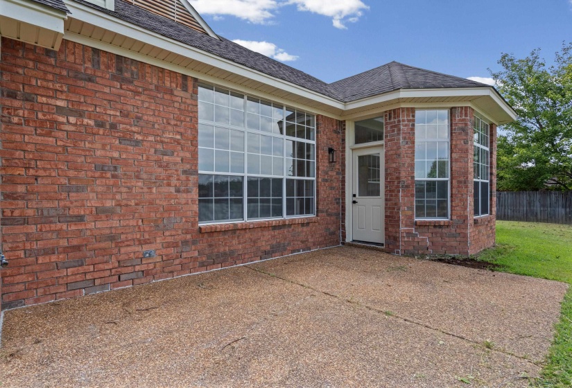 4675 ALDEN LAKE DR, Horn Lake, Mississippi 38637, 3 Bedroom Bedrooms, 7 Room Rooms,2 BathroomBathrooms,Residential,For Sale,ALDEN LAKE,0,10228936