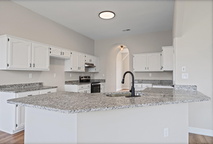 4675 ALDEN LAKE DR, Horn Lake, Mississippi 38637, 3 Bedroom Bedrooms, 7 Room Rooms,2 BathroomBathrooms,Residential,For Sale,ALDEN LAKE,0,10228936