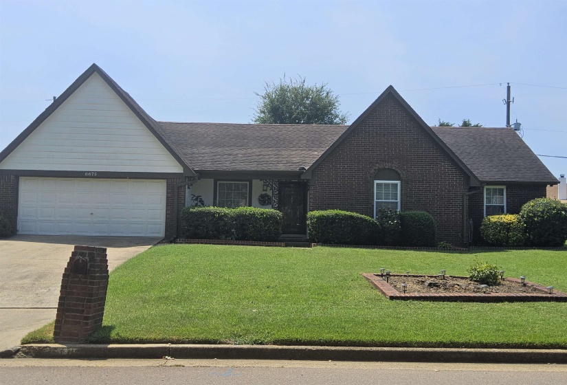 6675 WALTER FOREST CV, Memphis, Tennessee 38141, 3 Bedroom Bedrooms, 7 Room Rooms,3 BathroomBathrooms,Residential,For Sale,WALTER FOREST,0,10228937