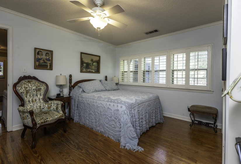 817 SHOTWELL ST, Memphis, Tennessee 38111, 4 Bedroom Bedrooms, 7 Room Rooms,3 BathroomBathrooms,Residential,For Sale,SHOTWELL,0,10228941