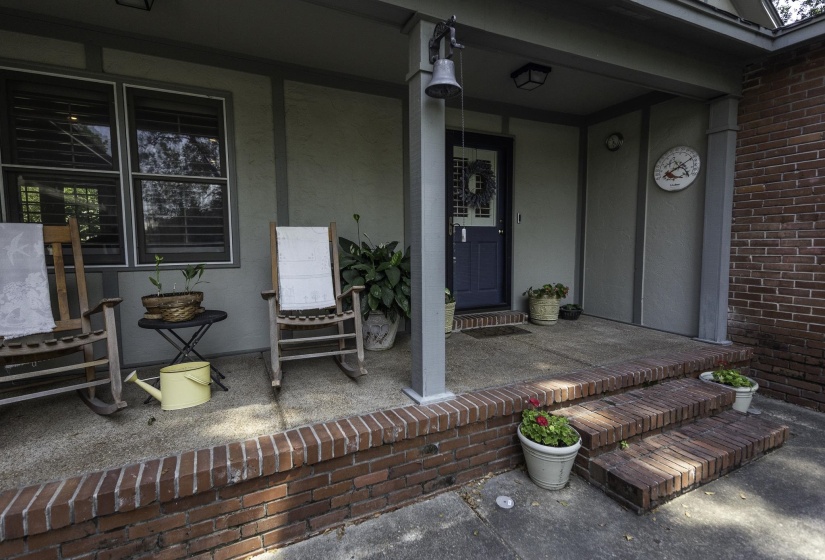 817 SHOTWELL ST, Memphis, Tennessee 38111, 4 Bedroom Bedrooms, 7 Room Rooms,3 BathroomBathrooms,Residential,For Sale,SHOTWELL,0,10228941