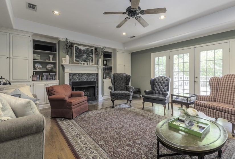 817 SHOTWELL ST, Memphis, Tennessee 38111, 4 Bedroom Bedrooms, 7 Room Rooms,3 BathroomBathrooms,Residential,For Sale,SHOTWELL,0,10228941