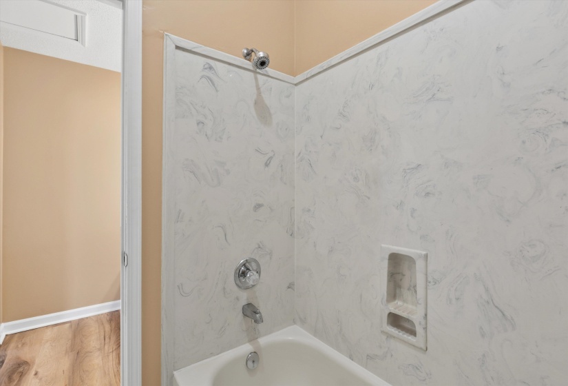 6717 ROSS RIDGE DR, Memphis, Tennessee 38141, 2 Bedroom Bedrooms, 5 Room Rooms,2 BathroomBathrooms,Residential,For Sale,ROSS RIDGE,0,10228944