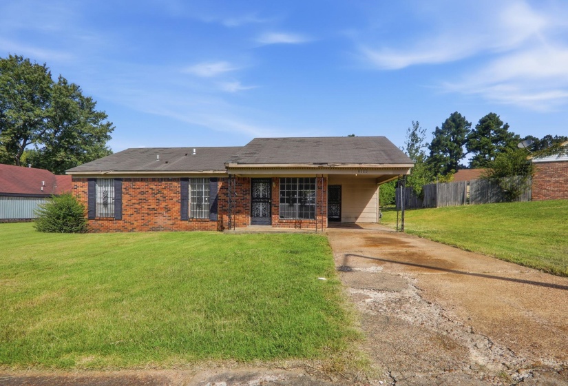 3608 RUSSELWOOD DR, Memphis, Tennessee 38128, 4 Bedroom Bedrooms, 6 Room Rooms,1 BathroomBathrooms,Residential,For Sale,RUSSELWOOD,0,10228945