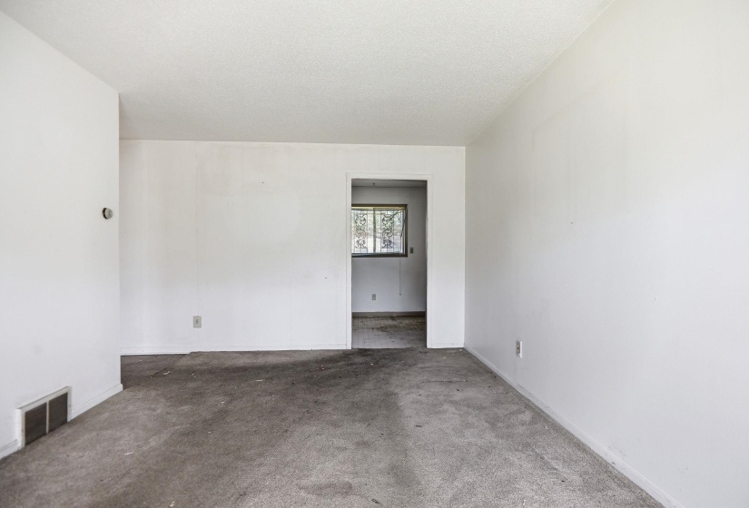3608 RUSSELWOOD DR, Memphis, Tennessee 38128, 4 Bedroom Bedrooms, 6 Room Rooms,1 BathroomBathrooms,Residential,For Sale,RUSSELWOOD,0,10228945