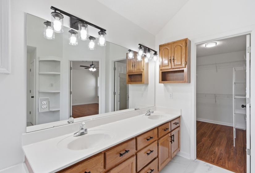 1325 RIVER PINE DR, Collierville, Tennessee 38017, 3 Bedroom Bedrooms, 7 Room Rooms,2 BathroomBathrooms,Residential,For Sale,RIVER PINE,0,10228948