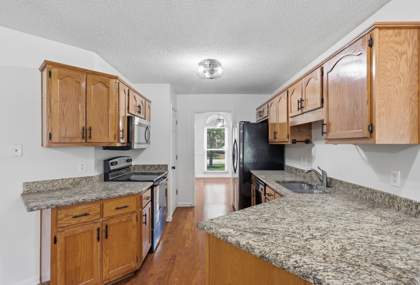 1325 RIVER PINE DR, Collierville, Tennessee 38017, 3 Bedroom Bedrooms, 7 Room Rooms,2 BathroomBathrooms,Residential,For Sale,RIVER PINE,0,10228948
