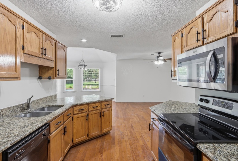1325 RIVER PINE DR, Collierville, Tennessee 38017, 3 Bedroom Bedrooms, 7 Room Rooms,2 BathroomBathrooms,Residential,For Sale,RIVER PINE,0,10228948