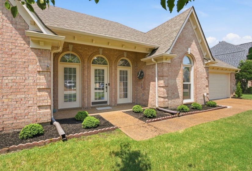 1325 RIVER PINE DR, Collierville, Tennessee 38017, 3 Bedroom Bedrooms, 7 Room Rooms,2 BathroomBathrooms,Residential,For Sale,RIVER PINE,0,10228948