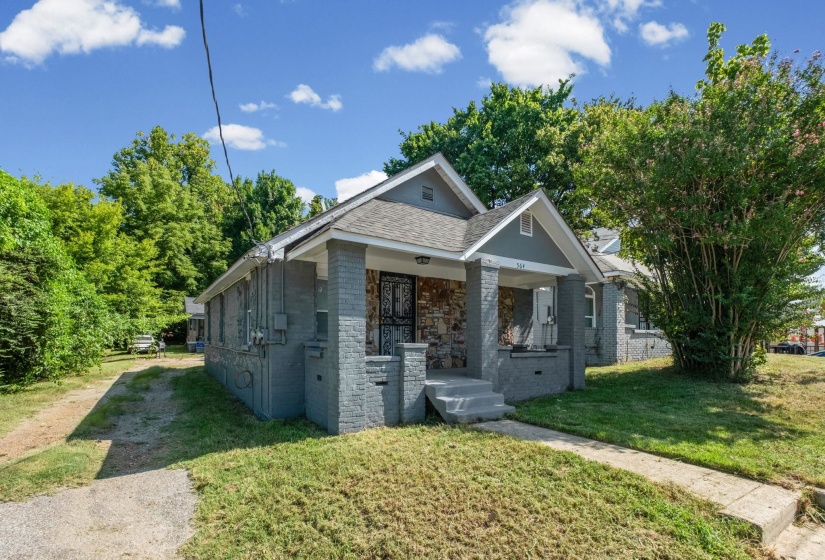 564 PEEBLES RD, Memphis, Tennessee 38109, 2 Bedroom Bedrooms, 0 ,1 BathroomBathrooms,Duplexes,For Sale,PEEBLES,0,10228957