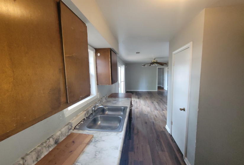 4151 ARROWOOD AVE, Memphis, Tennessee 38118, 3 Bedroom Bedrooms, 6 Room Rooms,1.1 BathroomBathrooms,Residential,For Sale,ARROWOOD,0,10228952