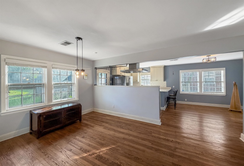2790 UNION AVE, Memphis, Tennessee 38111, 2 Bedroom Bedrooms, 5 Room Rooms,2 BathroomBathrooms,Residential,For Sale,UNION,0,10228953