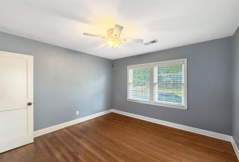 2790 UNION AVE, Memphis, Tennessee 38111, 2 Bedroom Bedrooms, 5 Room Rooms,2 BathroomBathrooms,Residential,For Sale,UNION,0,10228953