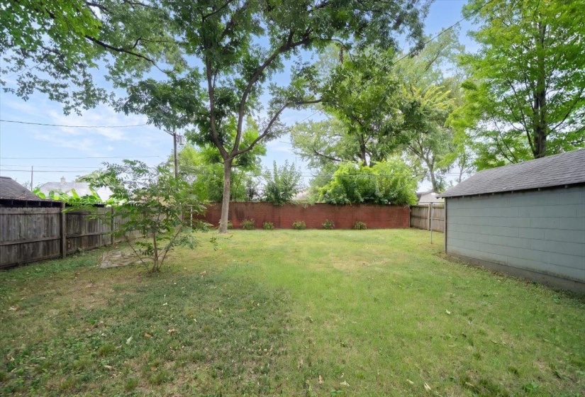 2790 UNION AVE, Memphis, Tennessee 38111, 2 Bedroom Bedrooms, 5 Room Rooms,2 BathroomBathrooms,Residential,For Sale,UNION,0,10228953