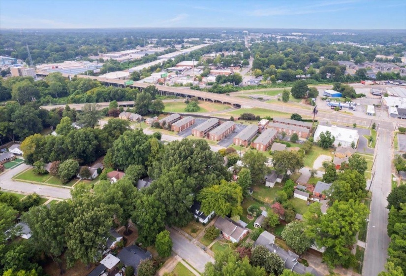 2790 UNION AVE, Memphis, Tennessee 38111, 2 Bedroom Bedrooms, 5 Room Rooms,2 BathroomBathrooms,Residential,For Sale,UNION,0,10228953