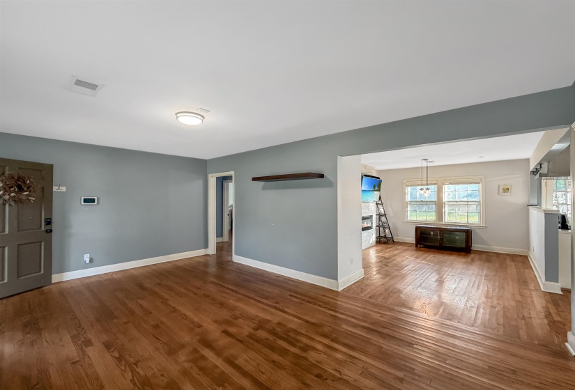 2790 UNION AVE, Memphis, Tennessee 38111, 2 Bedroom Bedrooms, 5 Room Rooms,2 BathroomBathrooms,Residential,For Sale,UNION,0,10228953