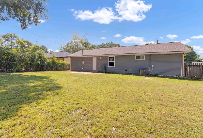 3244 PERKINS RD, Memphis, Tennessee 38118, 3 Bedroom Bedrooms, 6 Room Rooms,1.1 BathroomBathrooms,Residential,For Sale,PERKINS,0,10228954