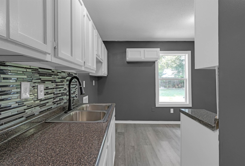 3244 PERKINS RD, Memphis, Tennessee 38118, 3 Bedroom Bedrooms, 6 Room Rooms,1.1 BathroomBathrooms,Residential,For Sale,PERKINS,0,10228954