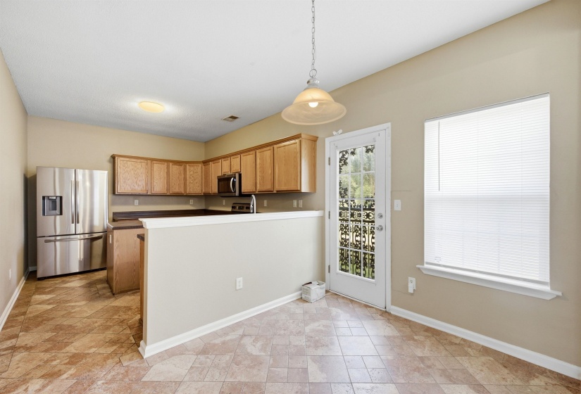 858 CROSSFIELD CV, Memphis, Tennessee 38109, 3 Bedroom Bedrooms, 6 Room Rooms,2.1 BathroomBathrooms,Residential,For Sale,CROSSFIELD,0,10228955