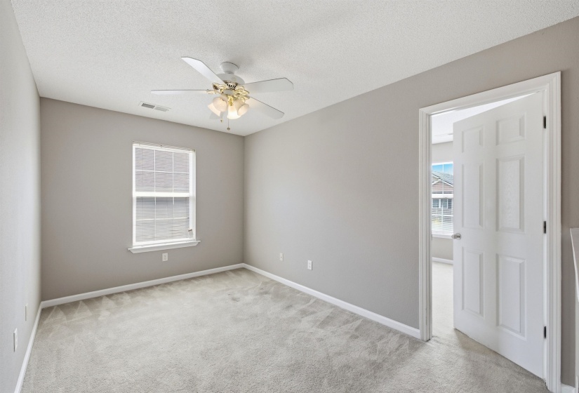 858 CROSSFIELD CV, Memphis, Tennessee 38109, 3 Bedroom Bedrooms, 6 Room Rooms,2.1 BathroomBathrooms,Residential,For Sale,CROSSFIELD,0,10228955