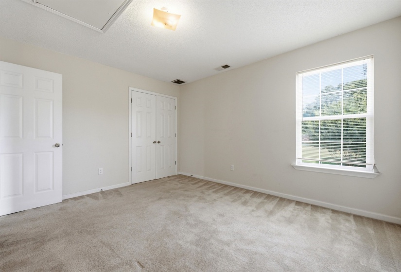 858 CROSSFIELD CV, Memphis, Tennessee 38109, 3 Bedroom Bedrooms, 6 Room Rooms,2.1 BathroomBathrooms,Residential,For Sale,CROSSFIELD,0,10228955
