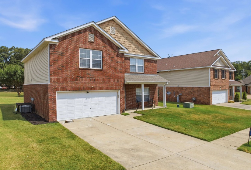 858 CROSSFIELD CV, Memphis, Tennessee 38109, 3 Bedroom Bedrooms, 6 Room Rooms,2.1 BathroomBathrooms,Residential,For Sale,CROSSFIELD,0,10228955